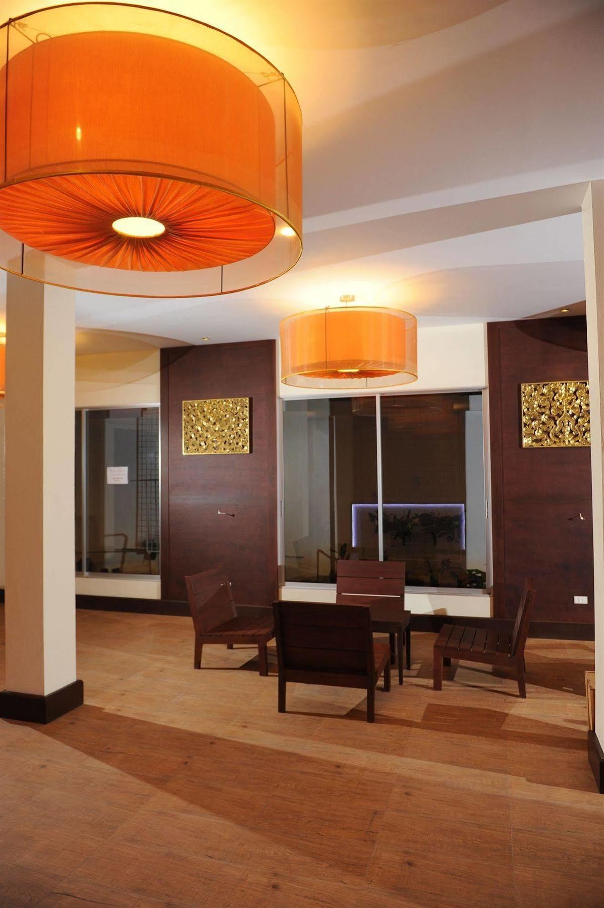 Mawin Hotel Chiang Mai Exterior photo